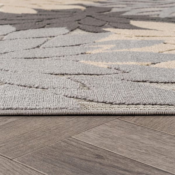 Floral Design Indoor/Outdoor High-Low Textured Area Rug, Floral, Easy-Clean Patio Rug 5' x 7' Gray