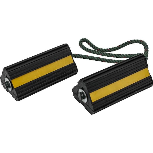 BUYERS PRODUCTS - Rubber Wheel Chock Set 4x4x8 Inch with 3 Foot Rope