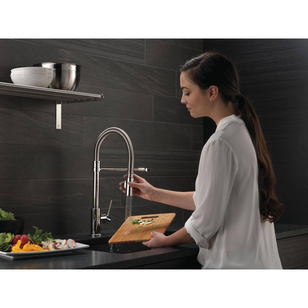 Sleek Chrome Pull-Down Kitchen Faucet with Magnetic Docking