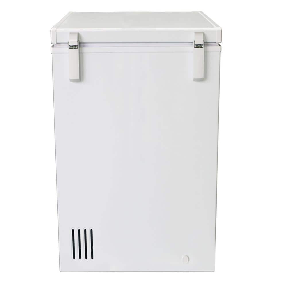 Maxx Cold 22.8" White Steel Compact Chest Freezer