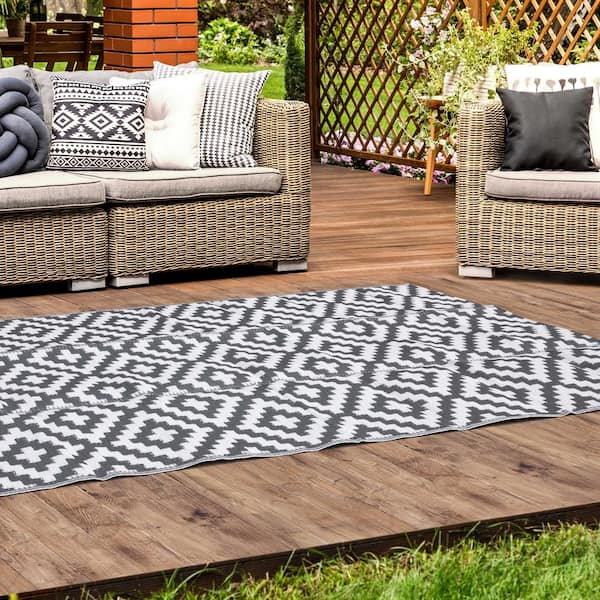 Green Decore Nirvana Outdoor/Light Weight/Reversible Eco Plastic Rug, Taupe/White