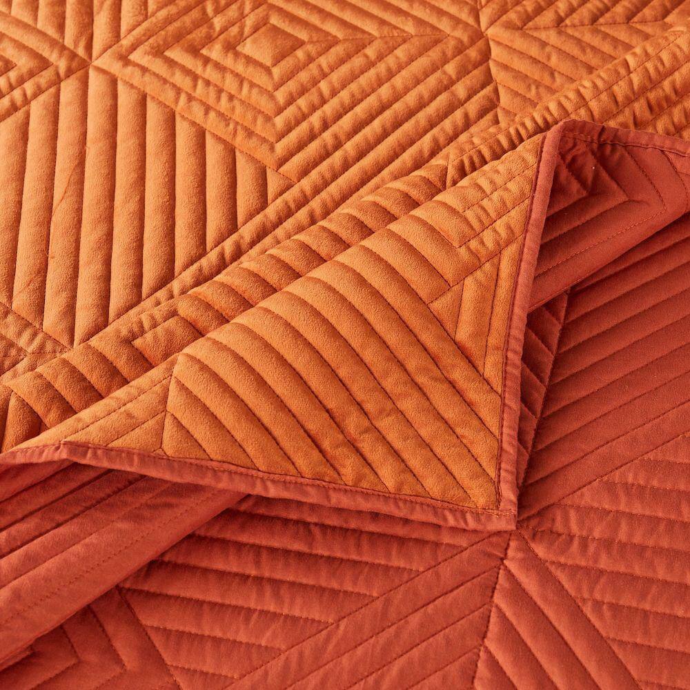 Orange Twin Reversible Microfiber Quilt Set with Sham