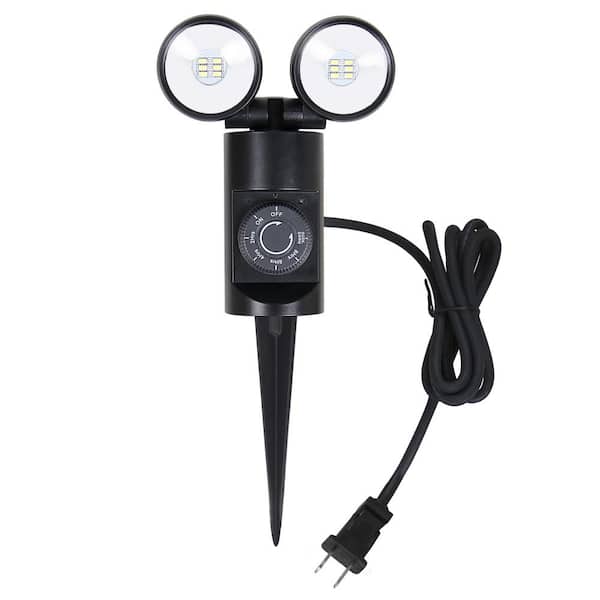 Link2Home LED Battery Operated Floodlight w/Photocell Technology Link2Home LED Battery Operated Floodlight w/Photocell Technology