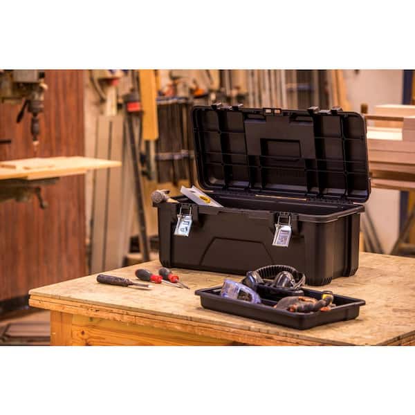 Craft tool box with 2 metal latches 19