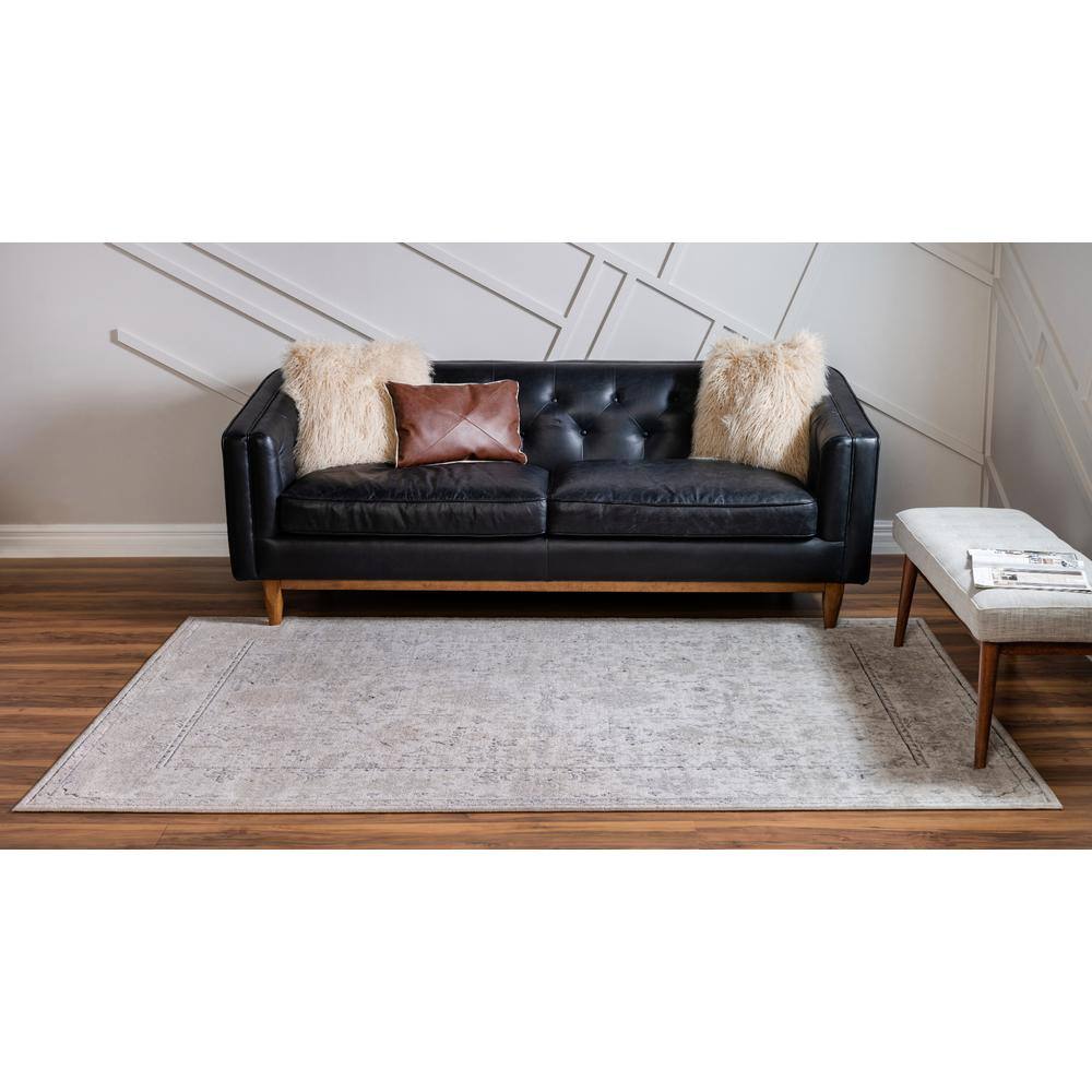 Ivory and Gray Geometric Low-Pile Indoor Area Rug