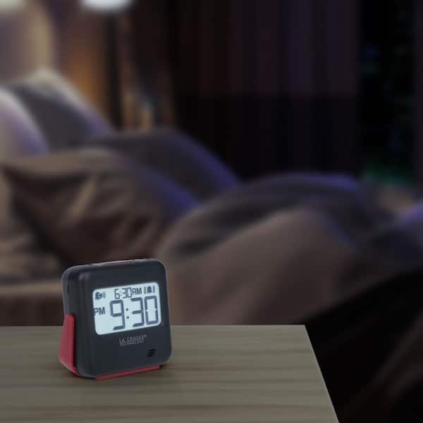 La Crosse Technology 617-43937-Int Buzz Digital Alarm Clock with Vibration and Loud Sound