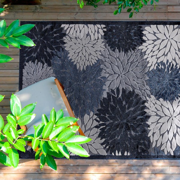 https://images.thdstatic.com/productImages/6504eadd-37ac-45dc-a2a9-c0059295ff1f/svn/navy-outdoor-rugs-spr3001-nvy-10x14-hd-1f_600.jpg