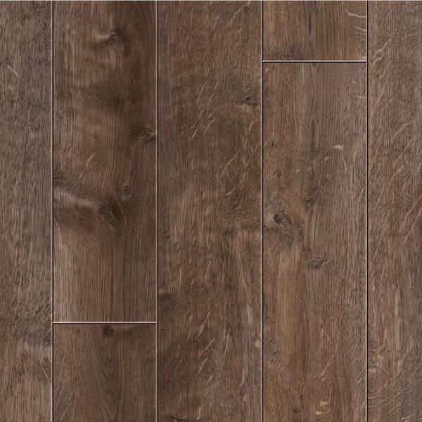 Kronotex Mullen Home St. Claire Oak 8 mm Thick x 6.18 in. Wide x 50.79 in. Length Laminate Flooring (21.8 sq. ft. / case)