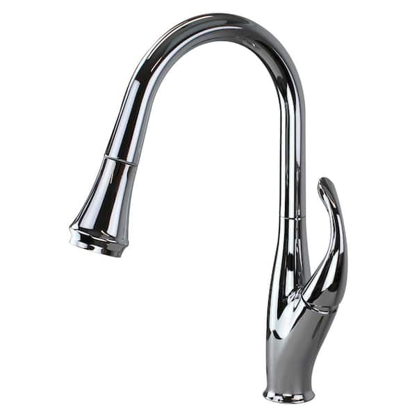 Layla Single-Handle Pull-Out Sprayer Kitchen Faucet in Chrome