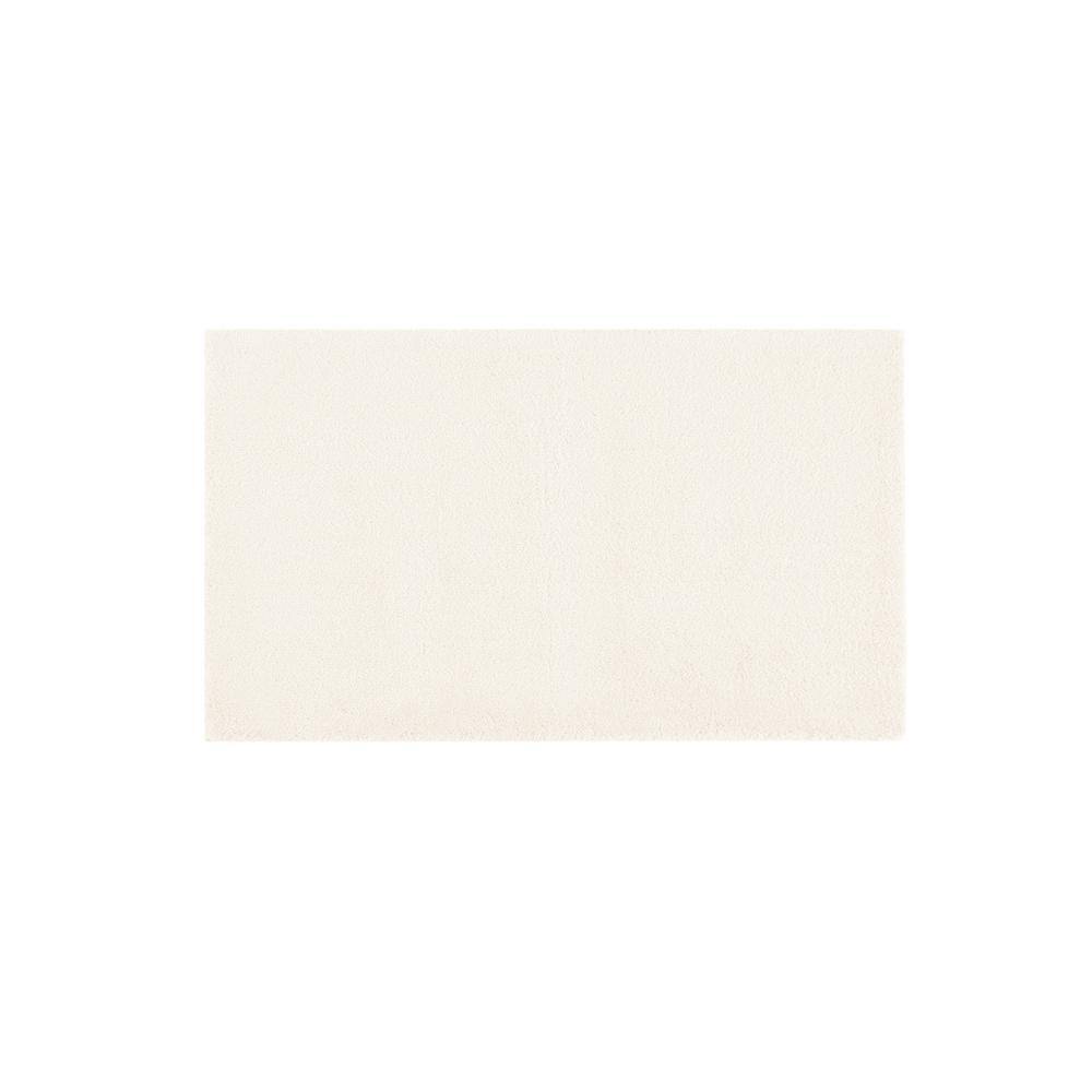 Off-White Tufted Microfiber Quick-Dry Bath Rug