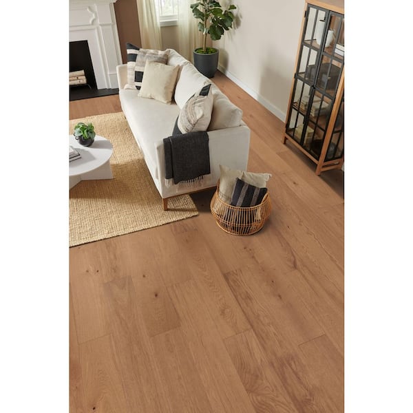 Bruce Time Honored Warm Sienna Oak 3/8 in. T x 7.2 in. W Brushed T