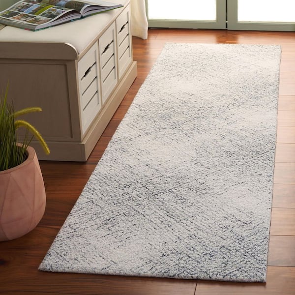Abstract 2 ft. x 8 ft. Ivory/Black Gradient Geometric Diamond Runner Rug
