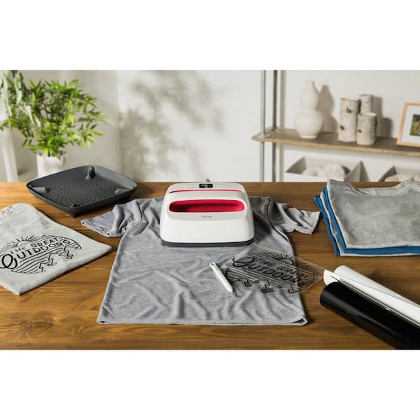  Cricut EasyPress 2 Heat Press Machine (9 in x 9 in), Ideal for  T-Shirts, Tote Bags, Pillows, Aprons & More, Precise Temperature Control,  Features Insulated Safety Base & Auto-Off, Raspberry
