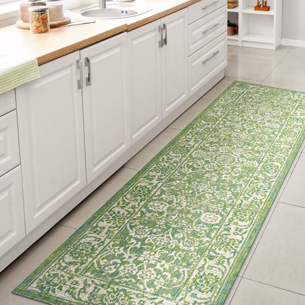 JONATHAN Y Tela Bohemian Textured Weave Floral Cream/Green 2 ft. x 8 ft. Indoor/Outdoor Runner Rug