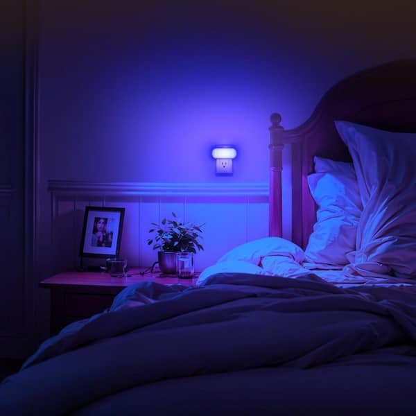 YANSUN RGB LED Night Light Plug-in, 0. 7W Color Changing Light for