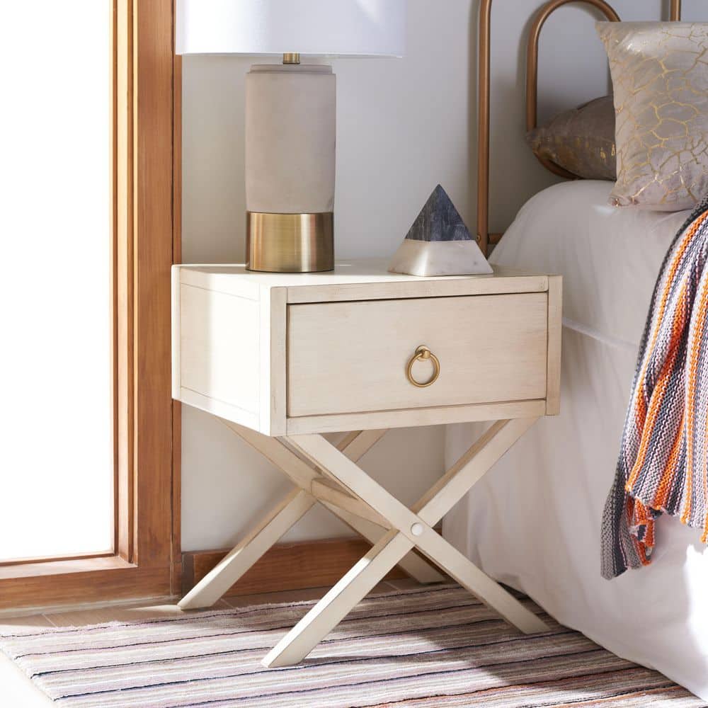 Sadie Antique White 1-Drawer Nightstand