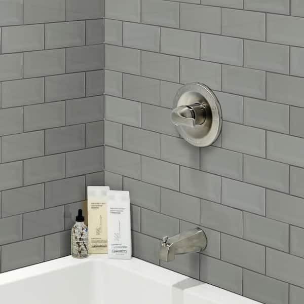 MSI Retro Blanco Inverted Beveled 3 in. x 6 in. Glossy Ceramic White Subway Tile (11 sq. ft./case) MSI Retro Blanco Inverted Beveled 3 in. x 6 in. Glossy Ceramic White Subway Tile (11 sq. ft./case)
