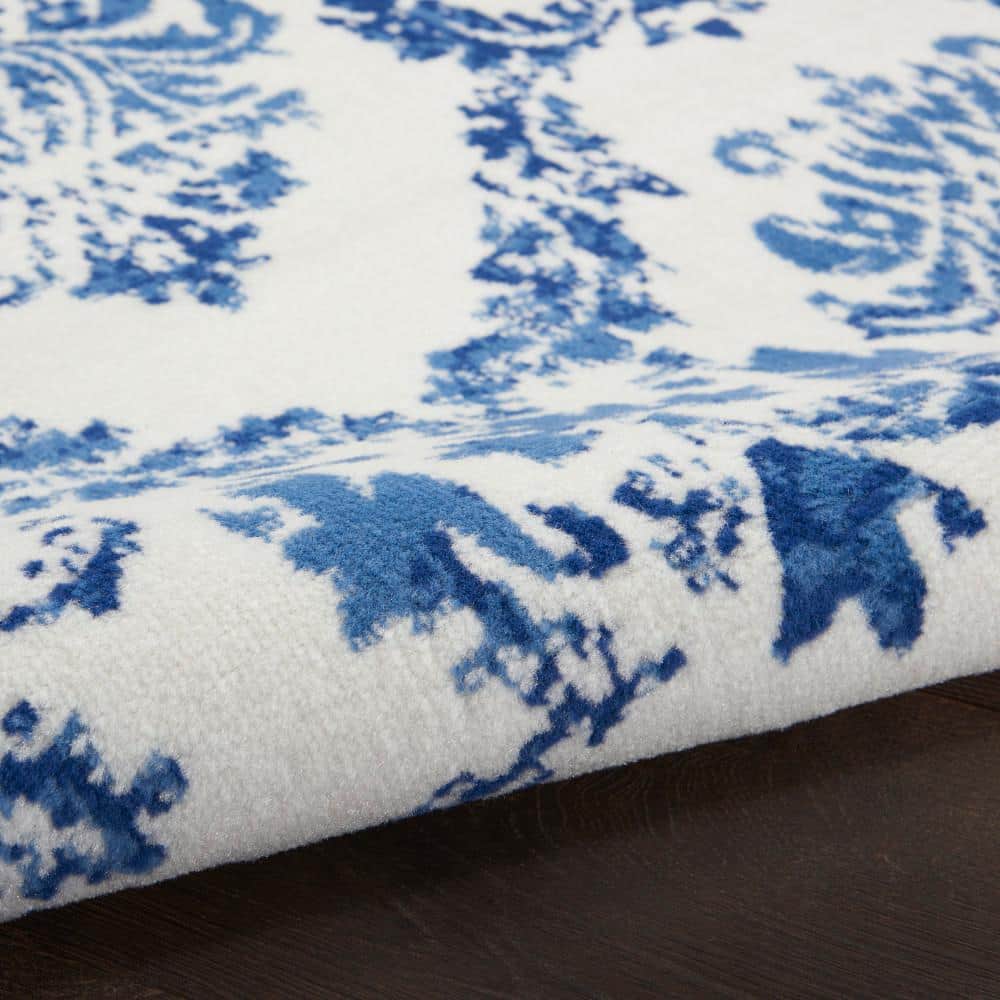 Ivory and Navy Geometric Damask 7' x 10' Area Rug
