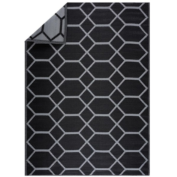 Unbranded Miami Black Gray 5 ft. X 7 ft. Reversible Recycled Plastic Indoor/Outdoor Floor Mat