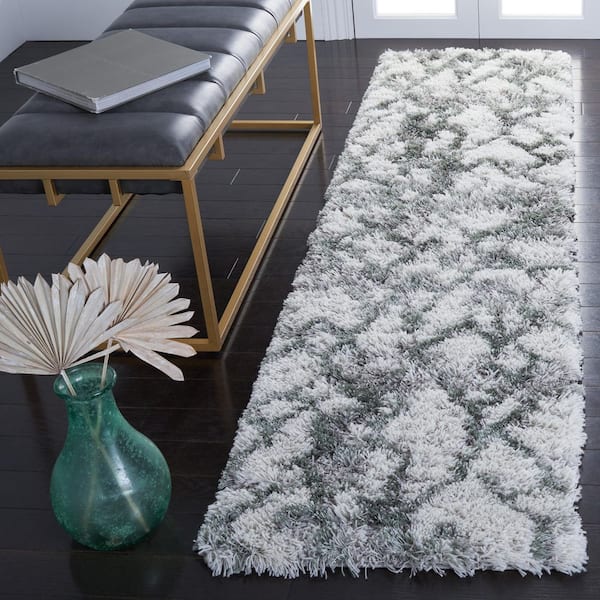 Horizon Shag 2 ft. x 8 ft. Ivory/Green Abstract Diamond Runner Rug