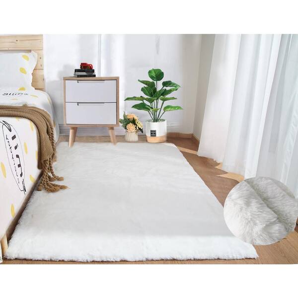 Mmlior White 4 ft. x 6 ft. Soft Faux Rabbit Fur Area Rug