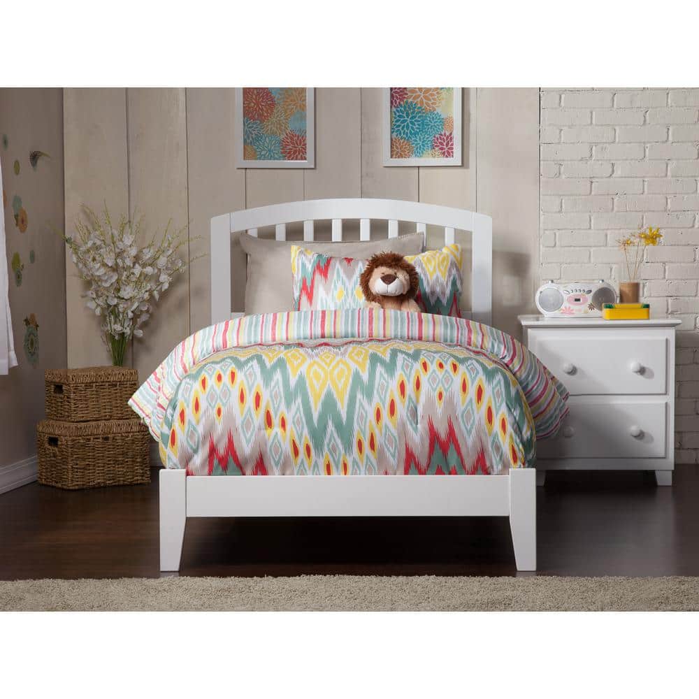 Richmond White Twin Wood Frame Bed with Headboard