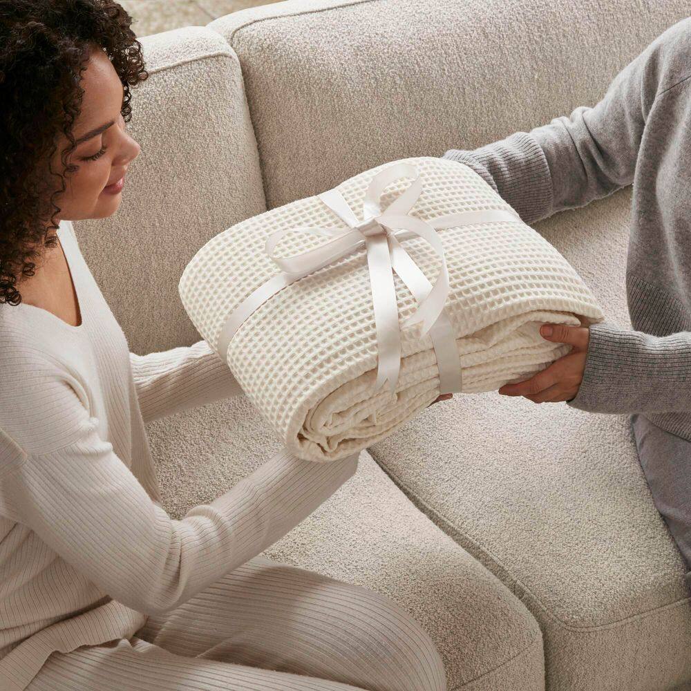 Ivory Waffle Weave Breathable Cotton Full/Queen Blanket