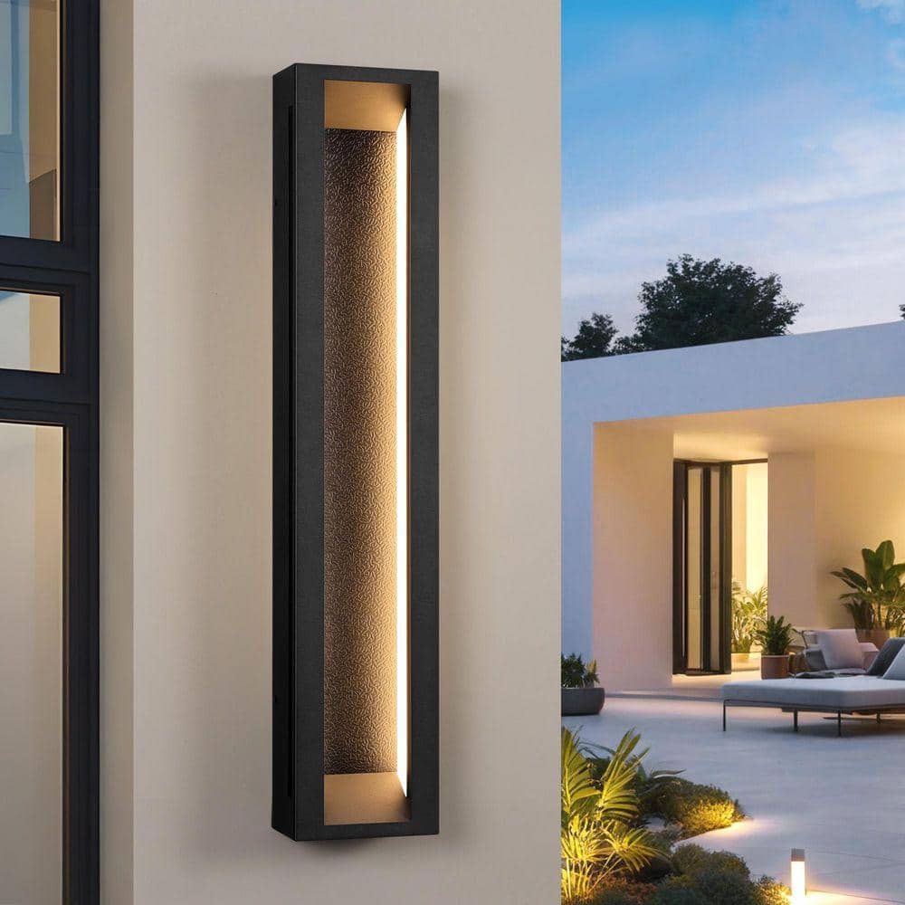HikariLGD3102LU1高遮蔽タイプ Krychiler 30 in. Black Outdoor Hardwired Wall Lantern Sconce with