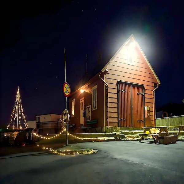 150-Watt Equivalent 4000 Lumen 150° with Bronze Dusk to Dawn Integrated LED Barn Light 5000K Flood Light (1-Pack)