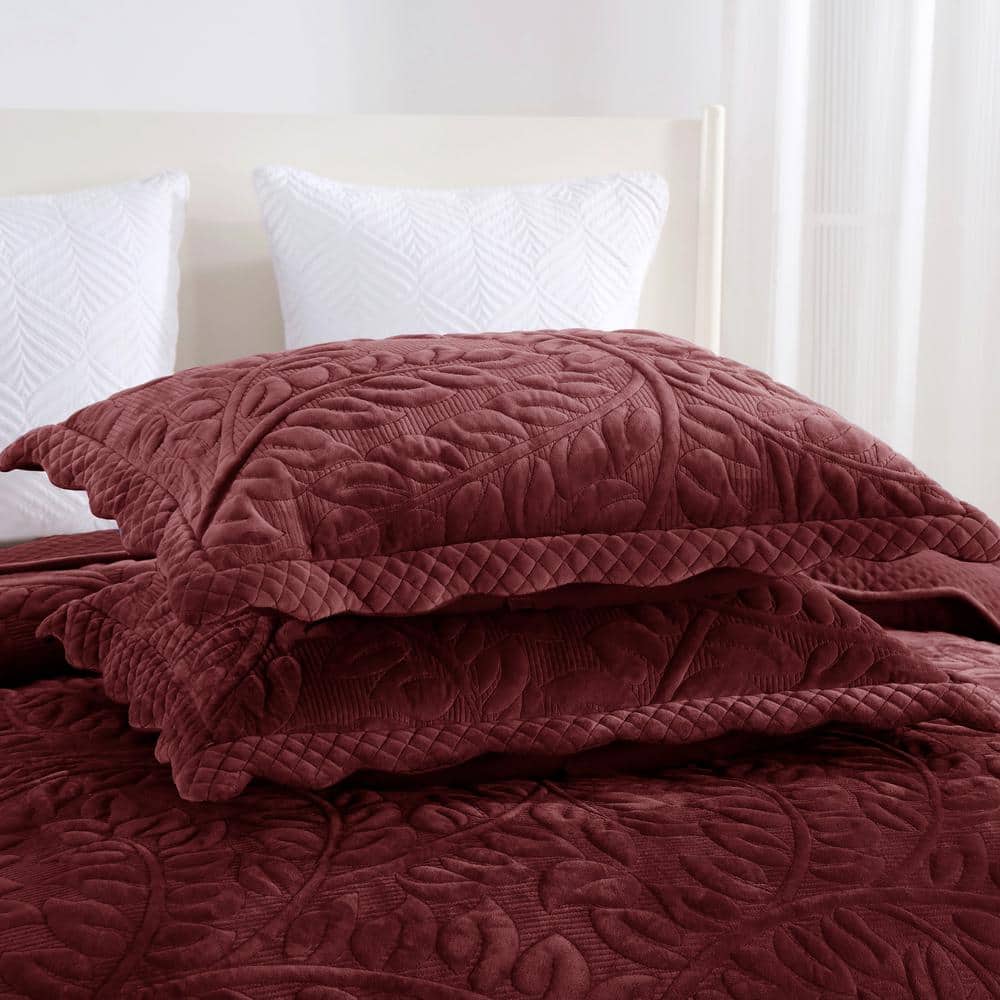 King Size Rustic Burgundy Velvet Quilt Set with Shams