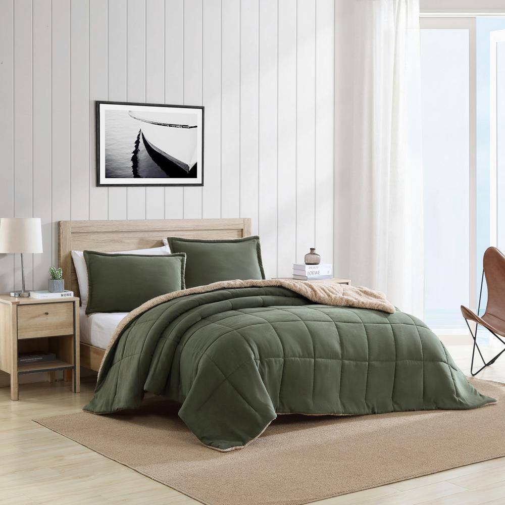 Hunter Green Microsuede and Sherpa Reversible Full Comforter Set