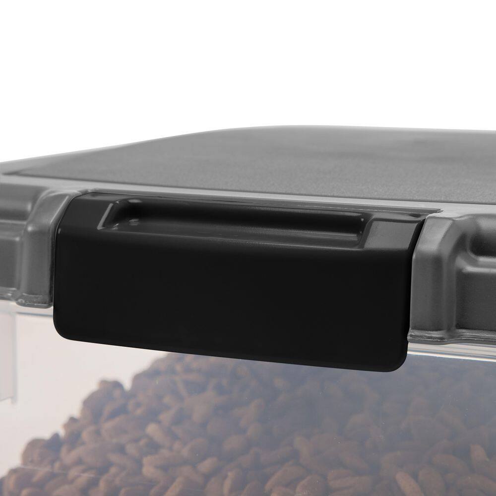 IRIS USA, Inc. Food Container with Sealing Top and Food Scoop