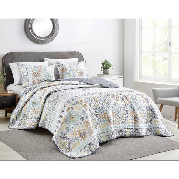 lightweight king comforters