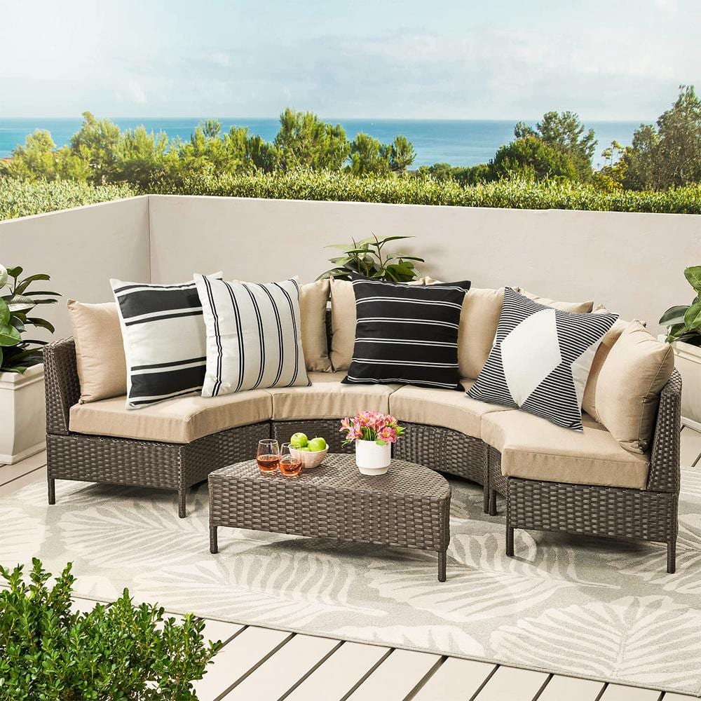 18" Black and White Geometric Polyester Outdoor Pillow Covers Set of 4