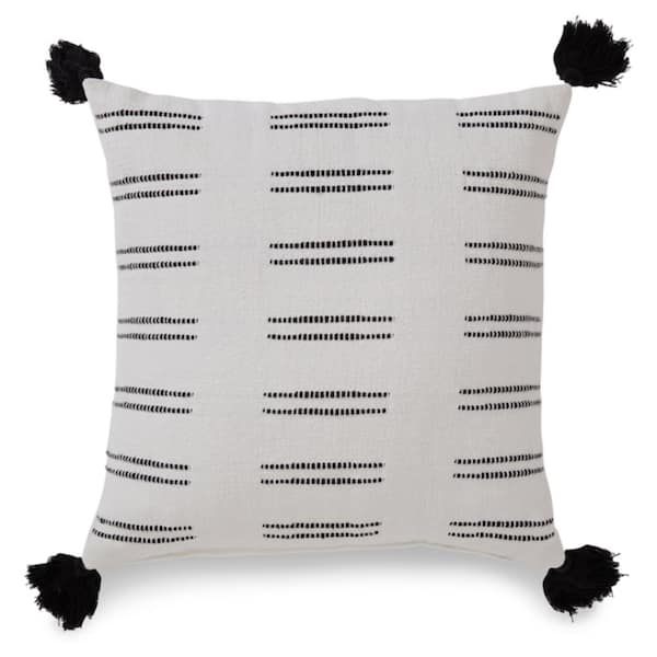 Signature DESIGN BY ASHLEY Mudderly Black/White Striped Polyester 20 in. L x 20 in. W Pillow