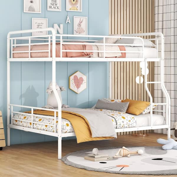 Harper & Bright Designs Detachable White Full XL over Queen Metal Bunk Bed with Built-in Ladder