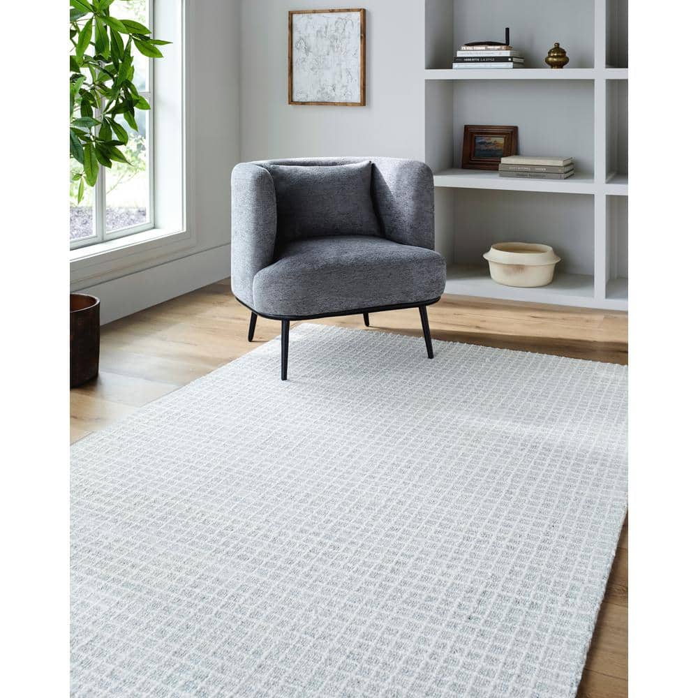 Pale Blue Wool Hand-Tufted Rectangular 10' x 14' Area Rug