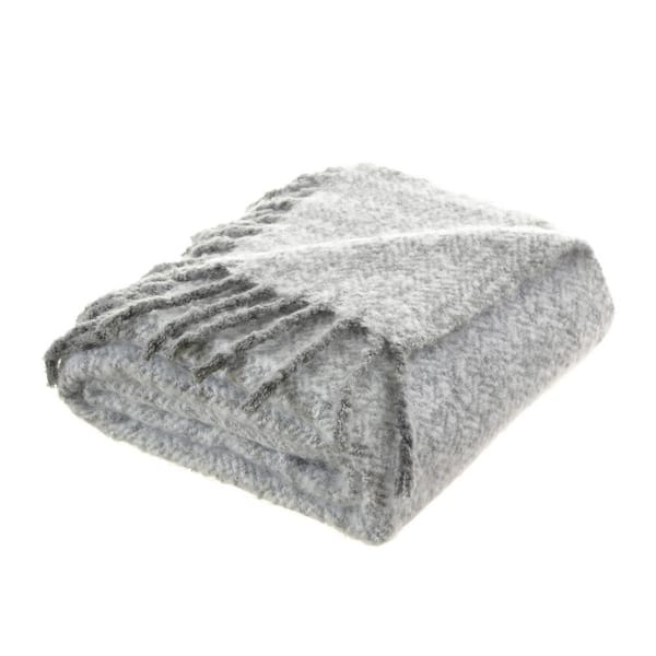 HomeRoots Charlie Light Gray Geometric Acrylic Throw Blanket