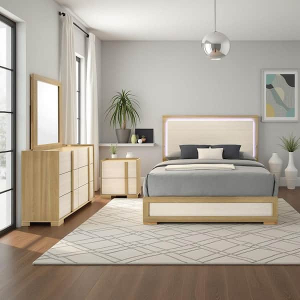 Hyle 4-Piece Natural Brown Wood Queen Size Bedroom Set