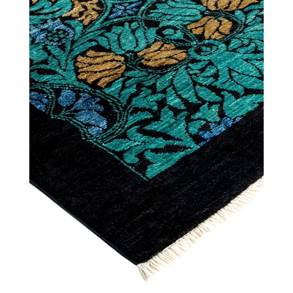 Hand-Knotted Black Floral Wool Rectangular Area Rug 8' x 10'