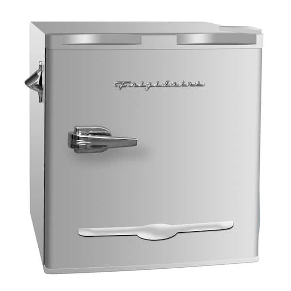 Frigidaire 1.6 cu. Ft. Retro Mini Refrigerator in Silver Moonbeam