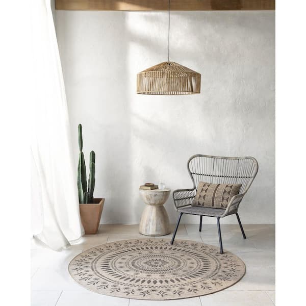 Encore Brown Cottage Native American 9 ft. x 9 ft. Indoor/Outdoor Area Rug