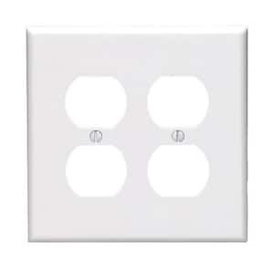 1-Gang Midway Size 2-Duplex Receptacles Plastic Wall Plate in White