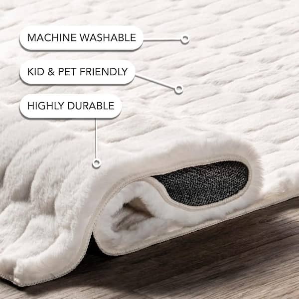 nuLOOM Milazia Honeycomb Plush Cloud Washable White 6 ft. x 9 ft
