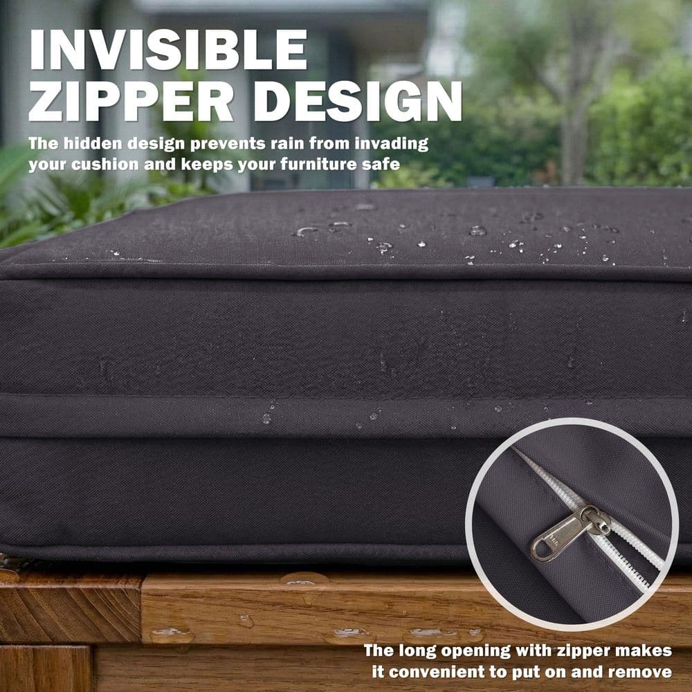 Close-up of the invisible zipper on the cushion cover.