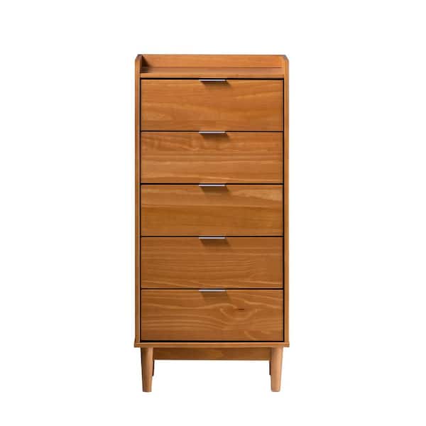 Welwick Designs 5-Drawer Caramel Solid Wood Mid-Century Modern Dresser with Tray Top