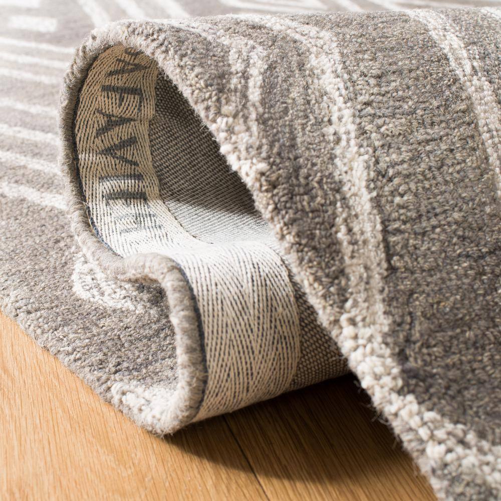 Grey and Ivory Hand-Tufted Wool 8' x 10' Area Rug