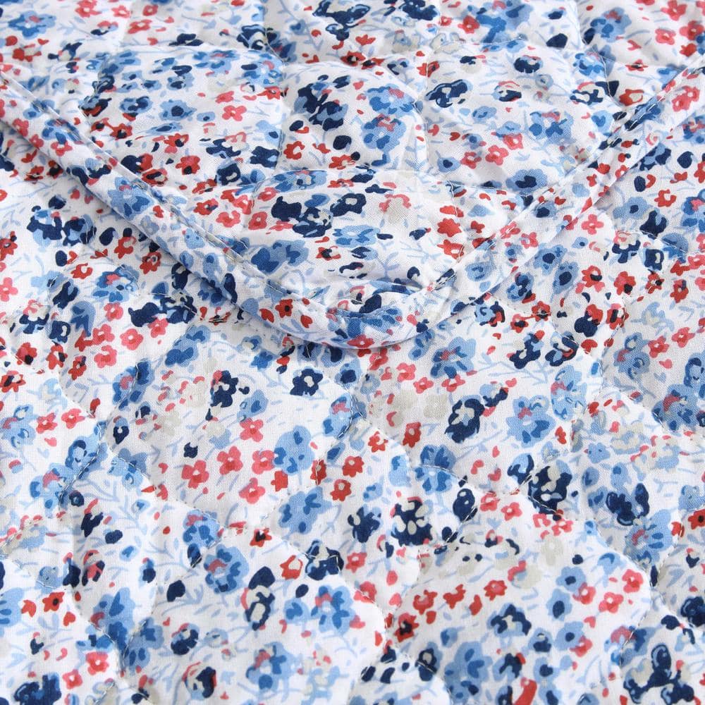 Leona Flower Blue and Red Cotton Twin Reversible Quilt Set