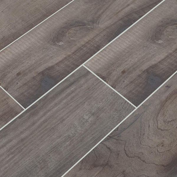 MSI Country River Mist 8 in. x 48 in. Matte Porcelain Wood Look Floor and Wall Tile (40 cases/426.56 sq. ft./Pallet)