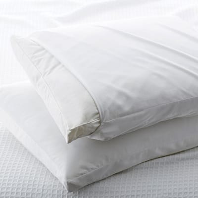 300-Thread Count Cotton Sateen King Gusset Pillow Protector